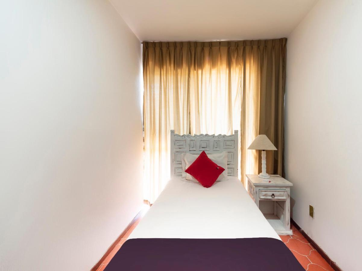 Suites Internacional Сапопан Экстерьер фото