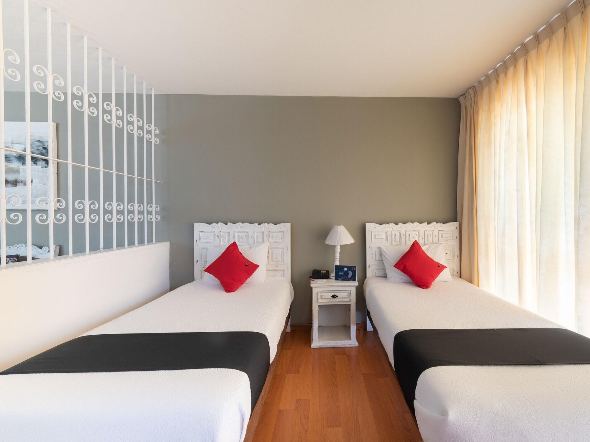 Suites Internacional Сапопан Экстерьер фото